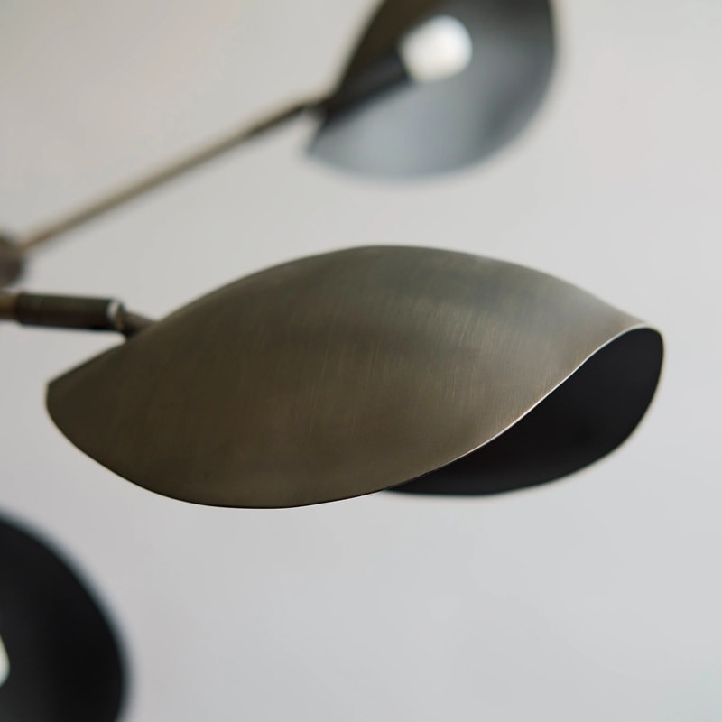 Suspension Stingray Chandelier - Image 2