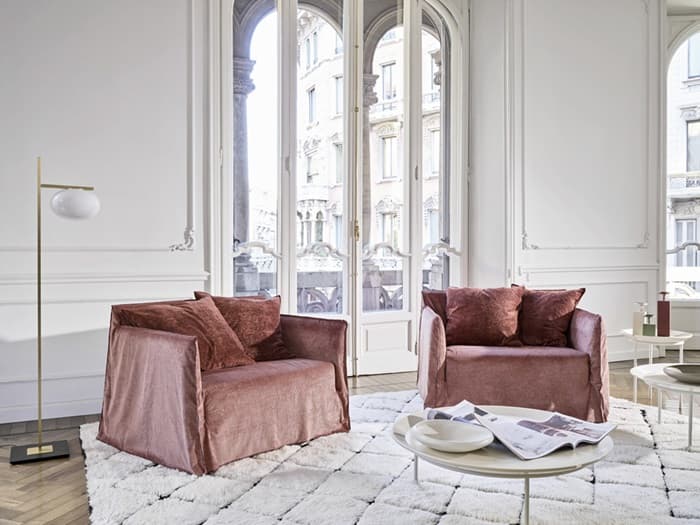 Couleurs chaudes ou froides : comment les associer à un canapé design ?